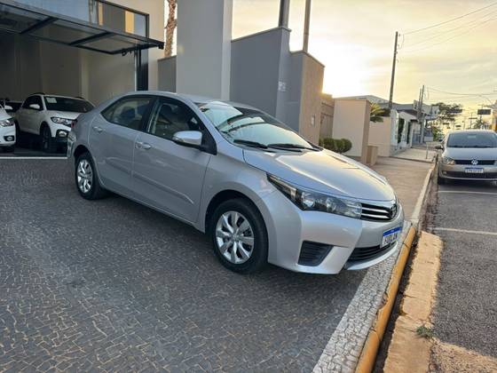 TOYOTA COROLLA 1.8 GLI 16V FLEX 4P AUTOMÁTICO